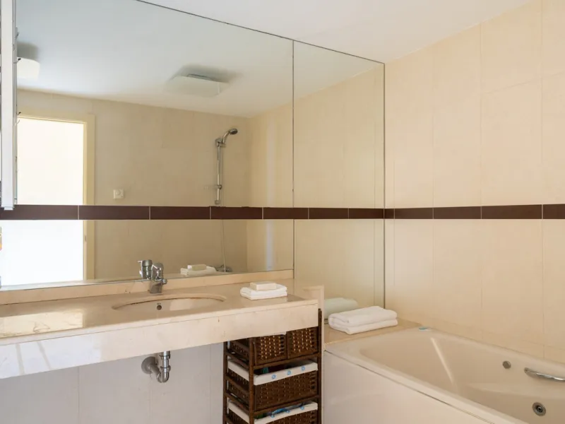 Apartment - Middle Floor Apartment в продаже в Mijas, Málaga. В доме 2 спален и 2 ванных комнат. Площадь дома 137 м²