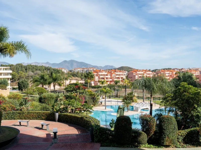 Apartment - Middle Floor Apartment в продаже в Mijas, Málaga. В доме 2 спален и 2 ванных комнат. Площадь дома 137 м²