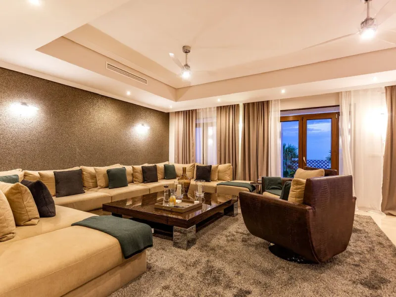 Stunning Villa with Sea & Mountain Views in Benahavís Hills & Country Club – Private Pool &