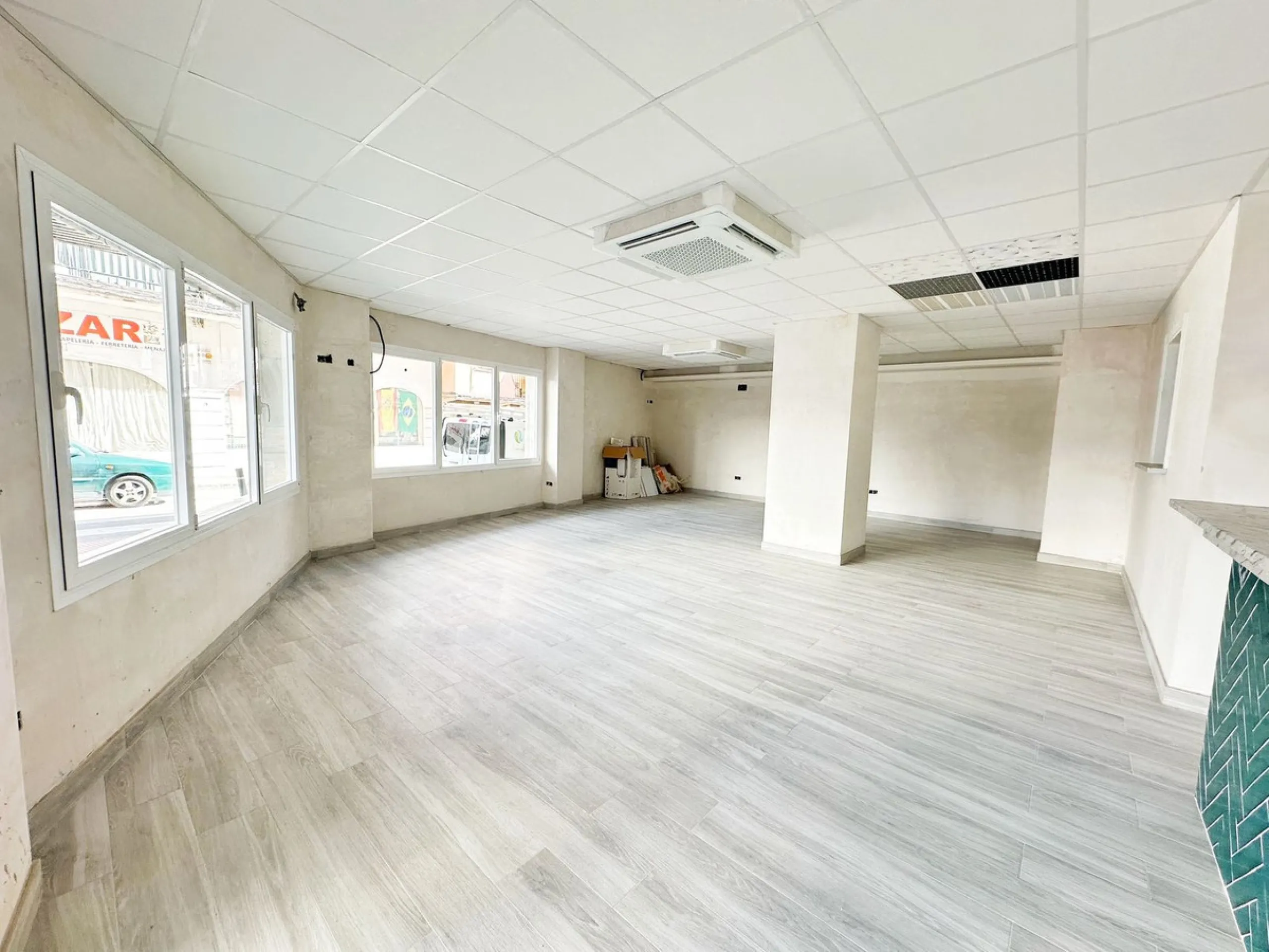 Commercial - Bar в продаже в Marbella, Málaga. Площадь дома 173 м²