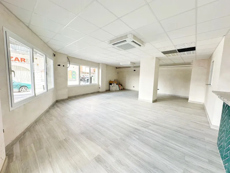 Commercial - Bar в продаже в Marbella, Málaga. Площадь дома 173 м²