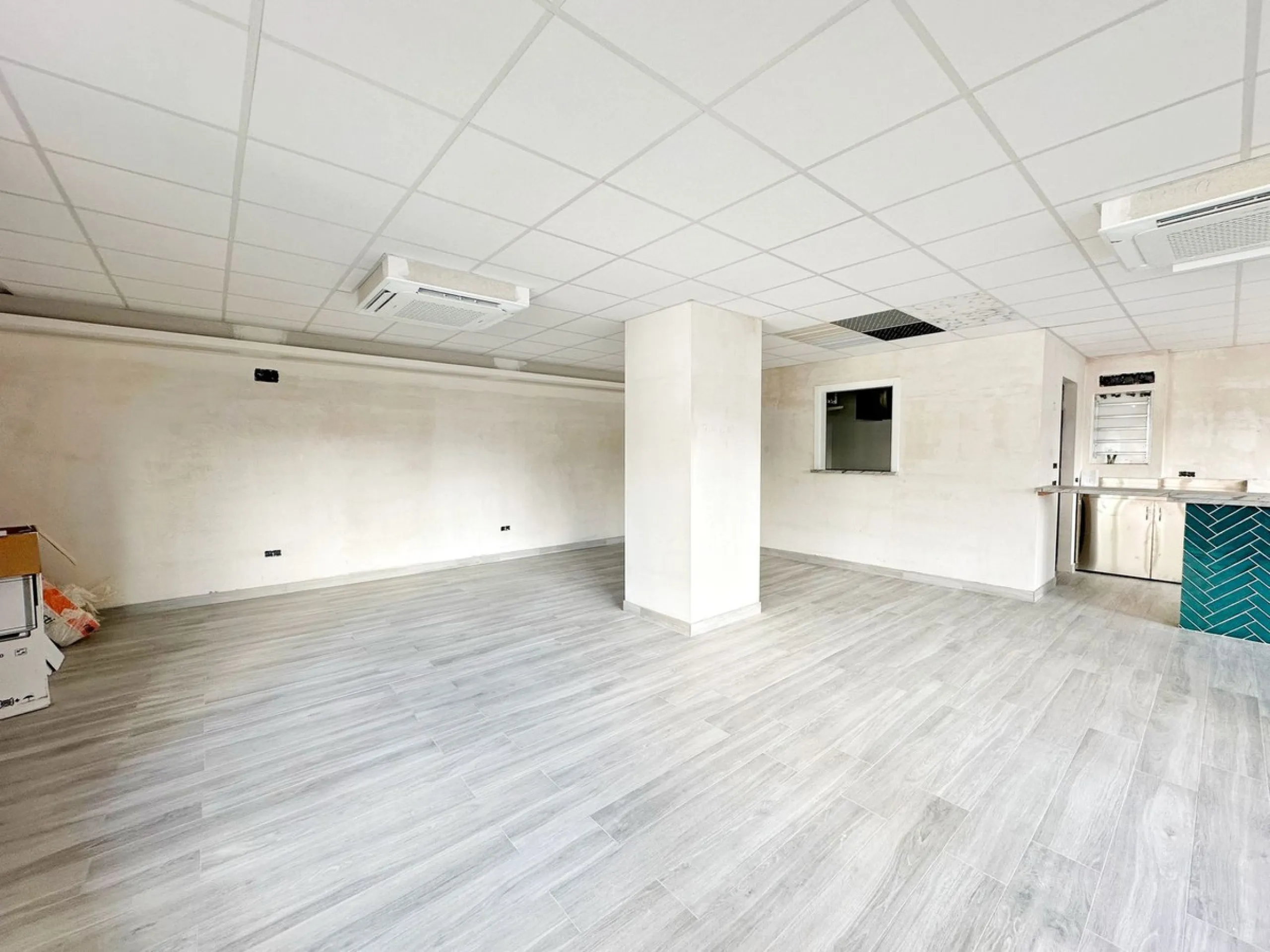 Commercial - Bar в продаже в Marbella, Málaga. Площадь дома 173 м²