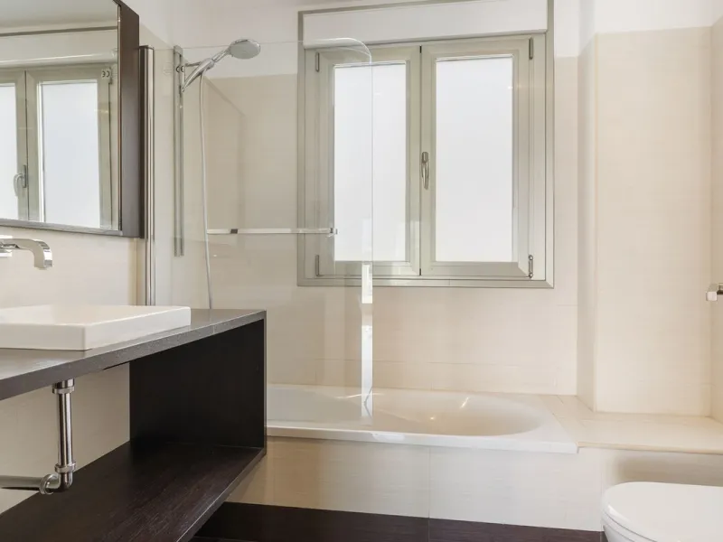 **Spectacular and exceptionally spacious 3-bedroom apartment in one of the most sought-after developments in the Benahavis area.**