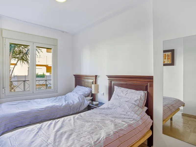 A bright and spacious 3-bedroom, 2-bathroom apartment located beachside in the highly sought-after area of Carib Playa, Marbesa, Marbella. TOURIST LICENCE IN PLACE.