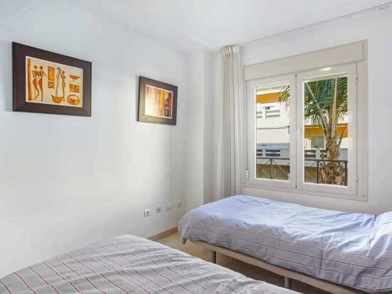 A bright and spacious 3-bedroom, 2-bathroom apartment located beachside in the highly sought-after area of Carib Playa, Marbesa, Marbella. TOURIST LICENCE IN PLACE.