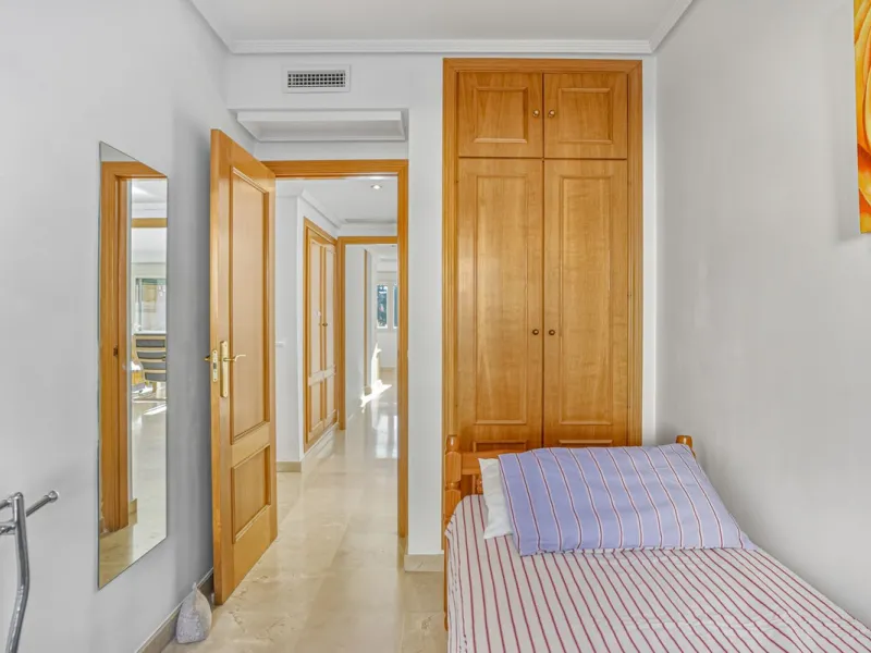 A bright and spacious 3-bedroom, 2-bathroom apartment located beachside in the highly sought-after area of Carib Playa, Marbesa, Marbella. TOURIST LICENCE IN PLACE.