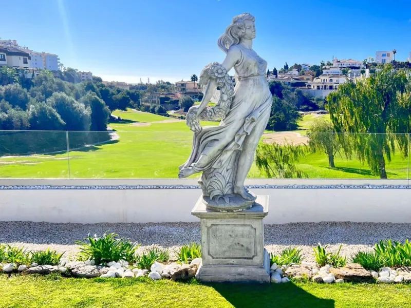 Exquisite Modern Villa with Sea & Golf Views – Frontline Miraflores Golf, Riviera del Sol