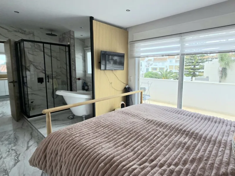 JUST ON THE MARKET..INVESTMENT OPPORTUNITY. LOWER RIVIERA DEL SOL. € 1,750,000. 9 BATH 9 BED.