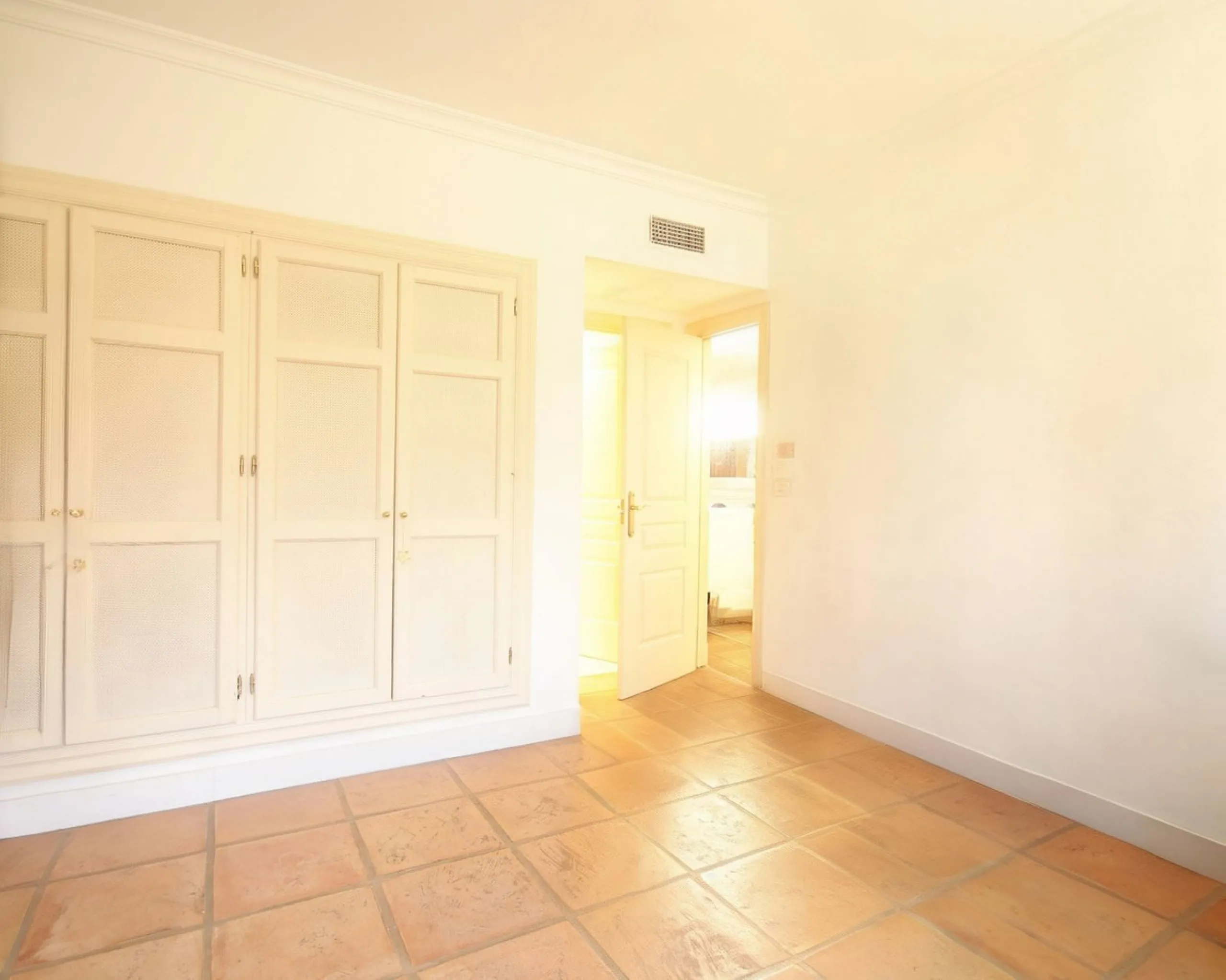 Discover Your Dream Coastal Retreat in Balcones de La Mairena, Elvira, Marbella