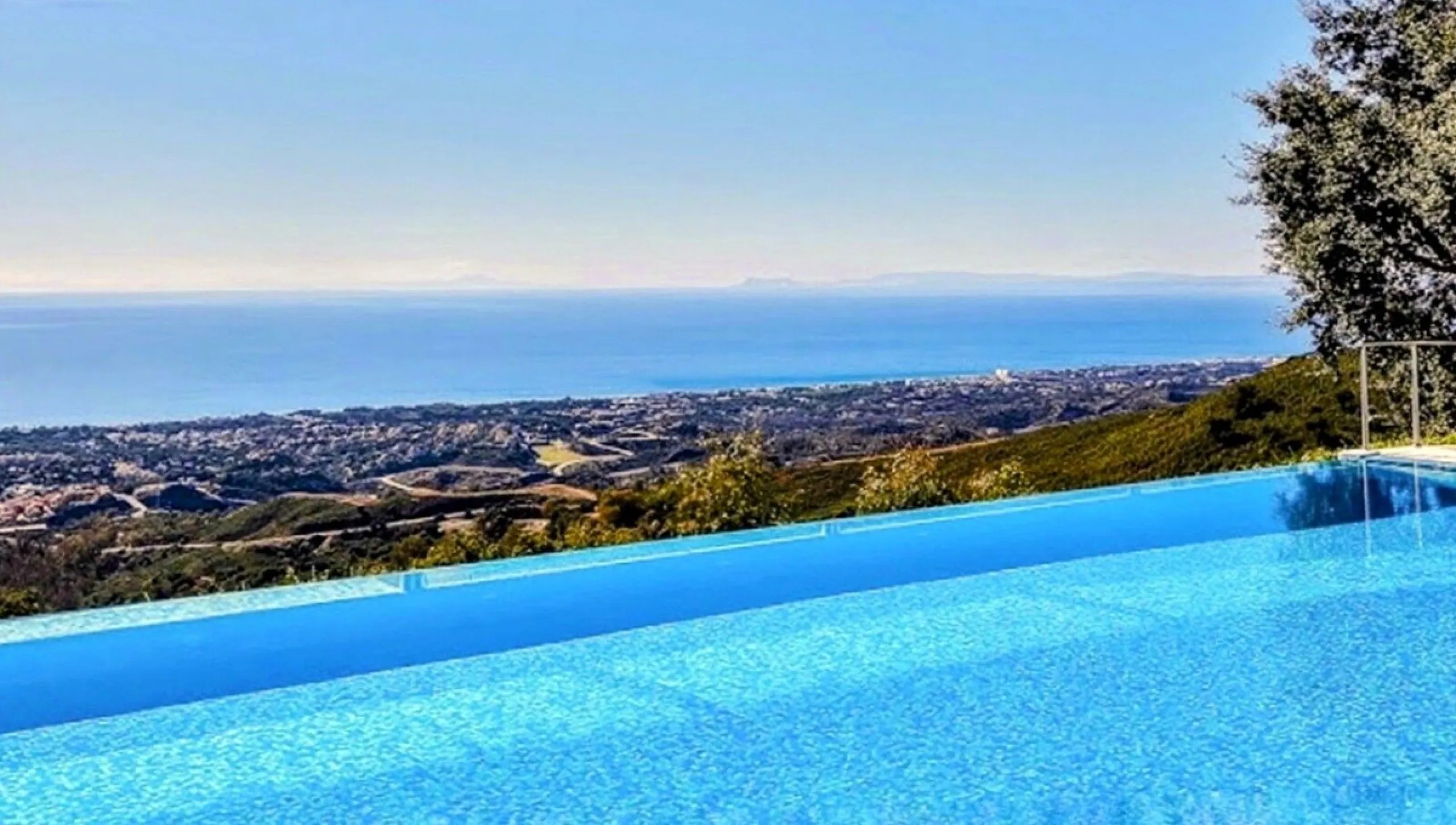 Discover Your Dream Coastal Retreat in Balcones de La Mairena, Elvira, Marbella