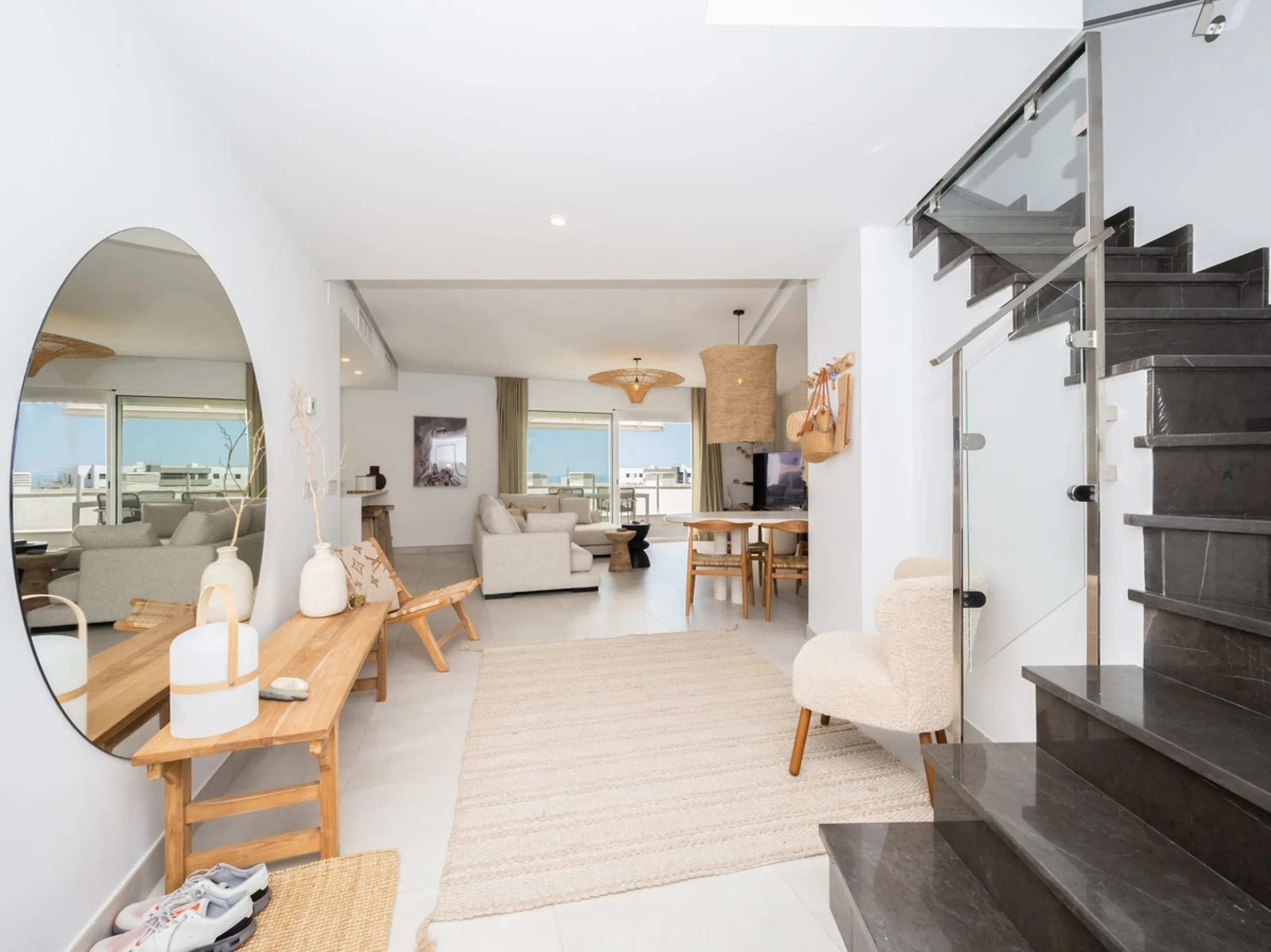 STUNNING penthouse duplex in the beautiful, newly built modern complex, located in Elements, Altos de Marbella, just a 7-minute drive from alluring beaches and the Marbella arch, and an additional 5-minute drive to La Cañada and the charming Marbella Old 