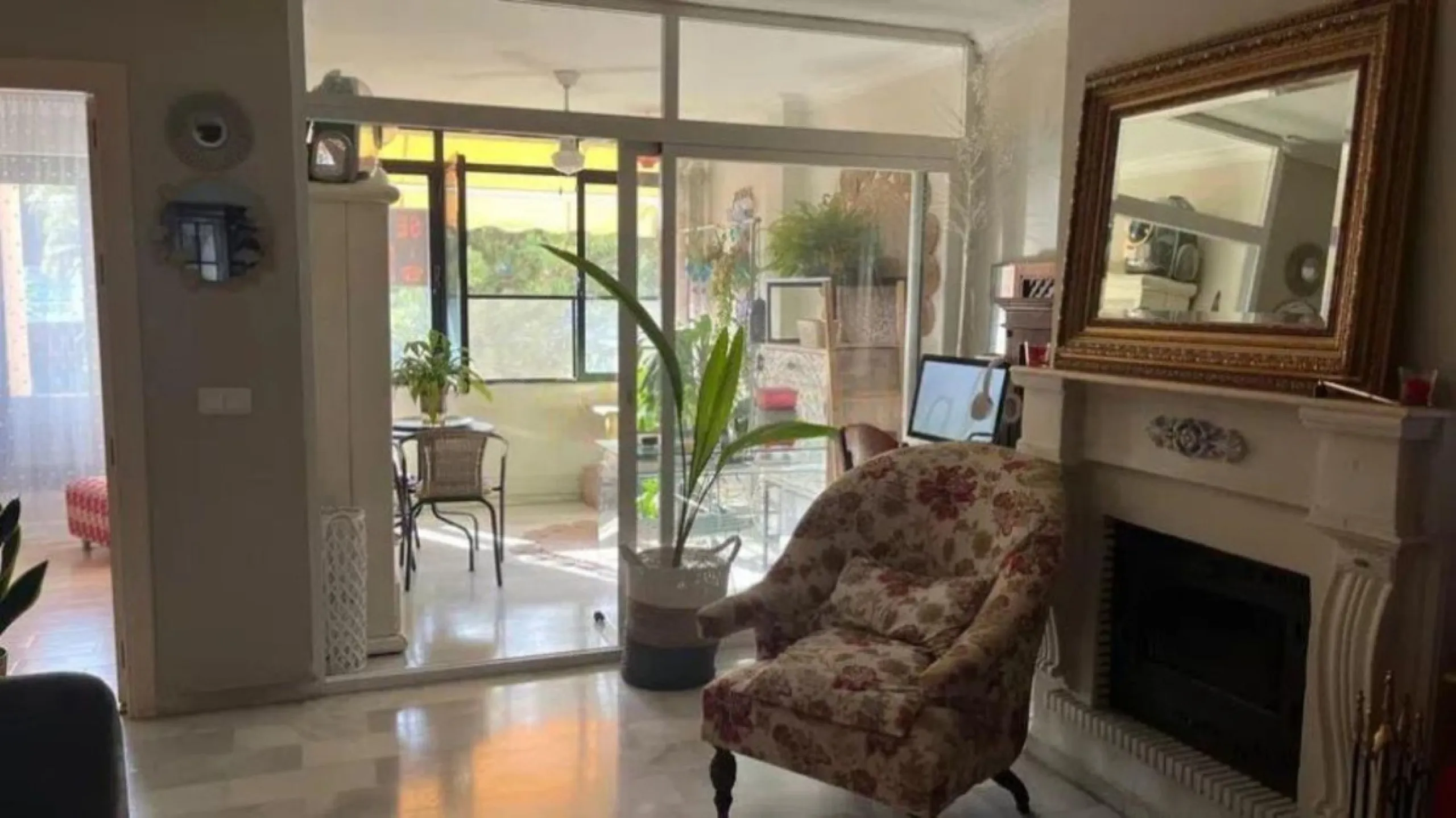 Beautiful home just a step away from Puerto Banus and the beach.