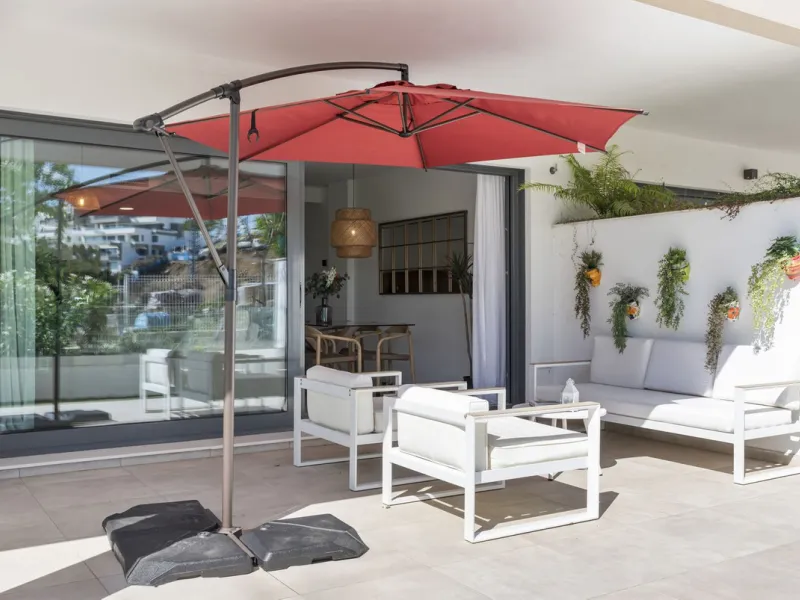 This property introduces a refreshed lifestyle concept in the heart of Estepona, where top-tier quality meets forward-thinking, contemporary design..