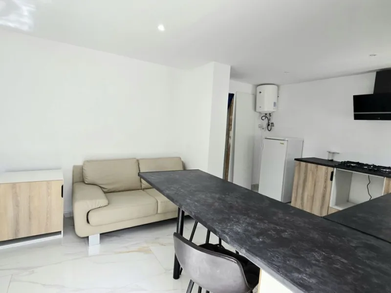 JUST ON THE MARKET..INVESTMENT OPPORTUNITY. LOWER RIVIERA DEL SOL. € 1,750,000. 9 BATH 9 BED.