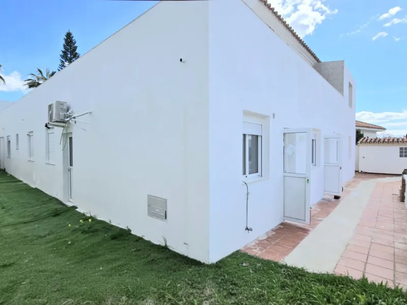 JUST ON THE MARKET..INVESTMENT OPPORTUNITY. LOWER RIVIERA DEL SOL. € 1,750,000. 9 BATH 9 BED.