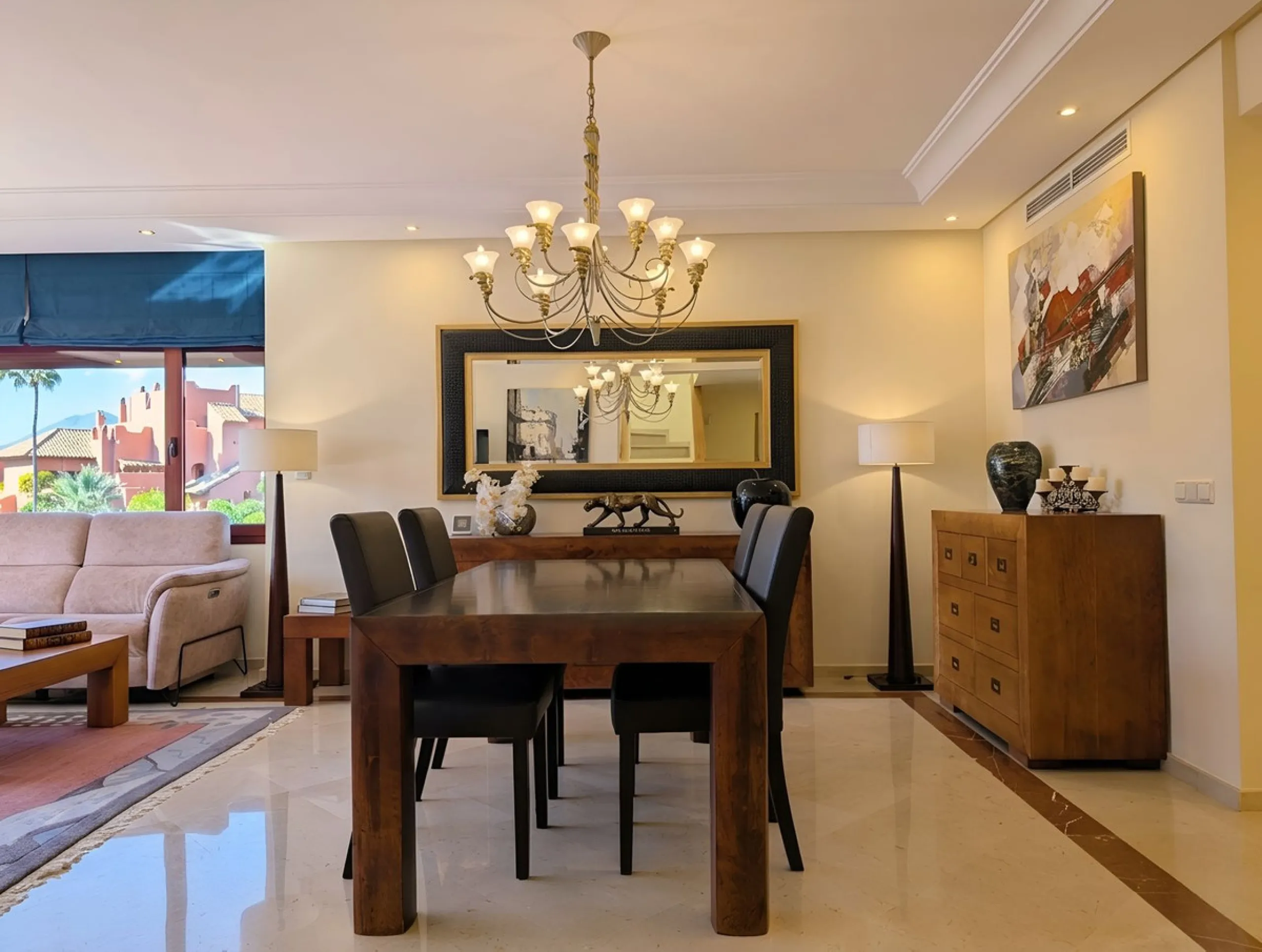 Centrally located with great views & privacy, this stunning penthouse benefits from sunlight all day and enjoys spectacular sunsets from the upper terrace.