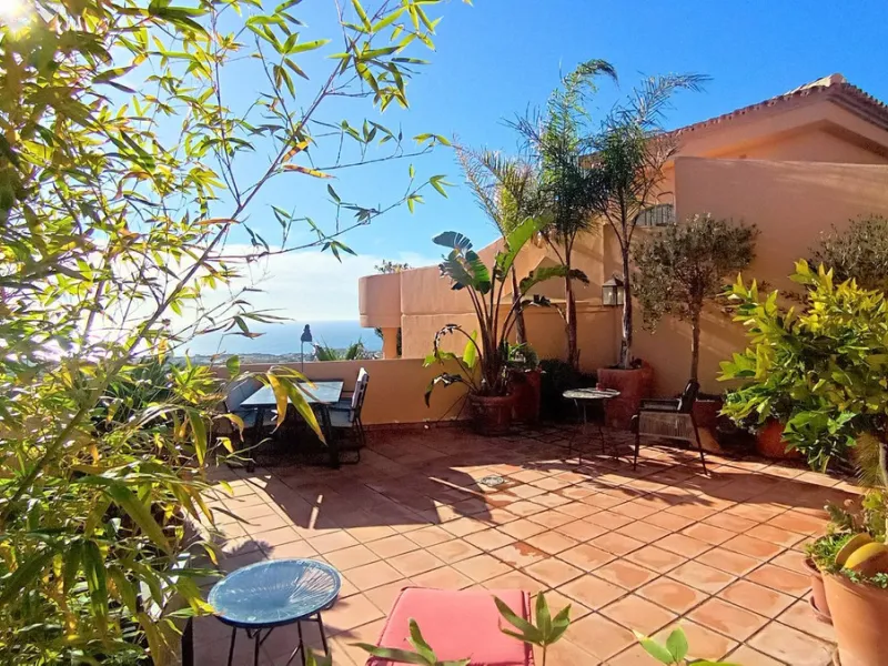 Stunning terraces with sea and mountain views. Over 60 square meters of covered and uncovered terraces. Immaculate two-story penthouse. Built-in interior staircase provides access to the upper level. The ground floor comprises two bedrooms and two full ba