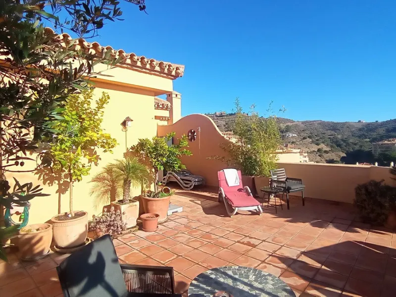 Stunning terraces with sea and mountain views. Over 60 square meters of covered and uncovered terraces. Immaculate two-story penthouse. Built-in interior staircase provides access to the upper level. The ground floor comprises two bedrooms and two full ba