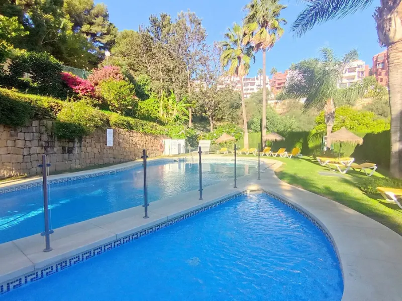 Stunning terraces with sea and mountain views. Over 60 square meters of covered and uncovered terraces. Immaculate two-story penthouse. Built-in interior staircase provides access to the upper level. The ground floor comprises two bedrooms and two full ba