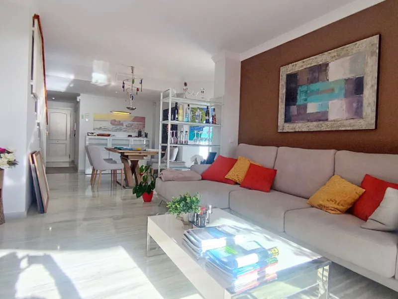 Stunning terraces with sea and mountain views. Over 60 square meters of covered and uncovered terraces. Immaculate two-story penthouse. Built-in interior staircase provides access to the upper level. The ground floor comprises two bedrooms and two full ba