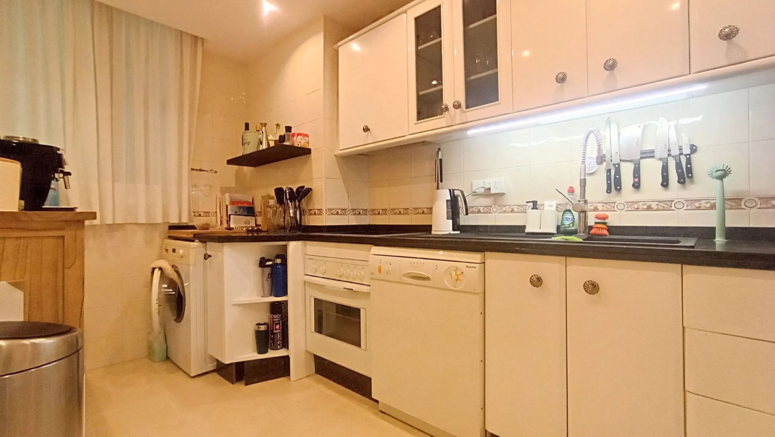 Stunning terraces with sea and mountain views. Over 60 square meters of covered and uncovered terraces. Immaculate two-story penthouse. Built-in interior staircase provides access to the upper level. The ground floor comprises two bedrooms and two full ba