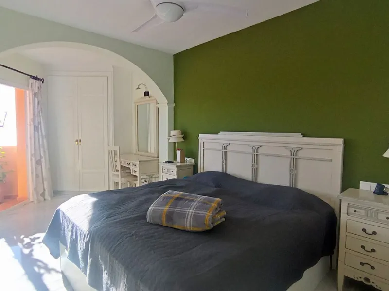 Stunning terraces with sea and mountain views. Over 60 square meters of covered and uncovered terraces. Immaculate two-story penthouse. Built-in interior staircase provides access to the upper level. The ground floor comprises two bedrooms and two full ba