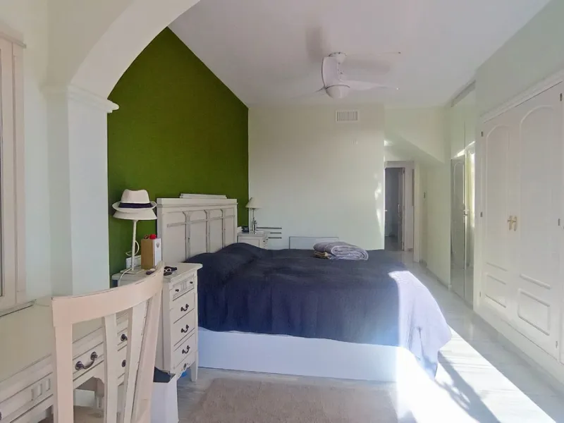Stunning terraces with sea and mountain views. Over 60 square meters of covered and uncovered terraces. Immaculate two-story penthouse. Built-in interior staircase provides access to the upper level. The ground floor comprises two bedrooms and two full ba