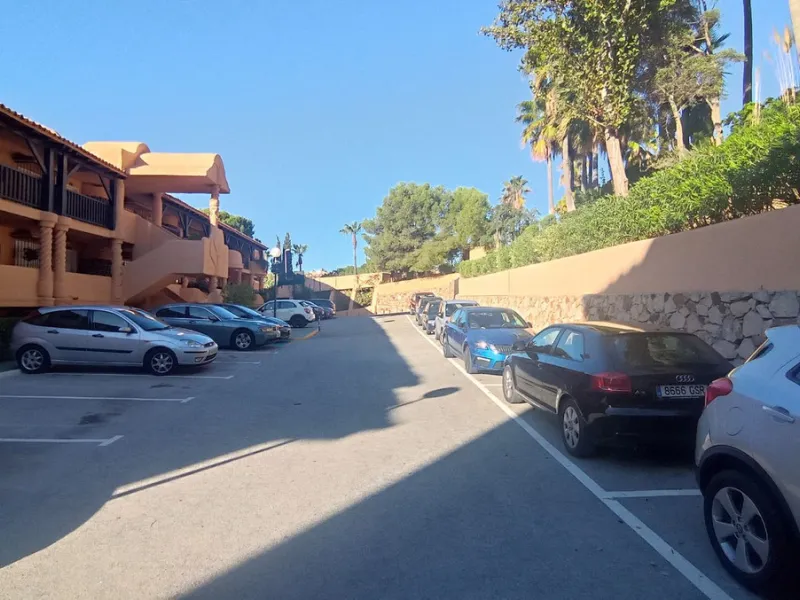 Stunning terraces with sea and mountain views. Over 60 square meters of covered and uncovered terraces. Immaculate two-story penthouse. Built-in interior staircase provides access to the upper level. The ground floor comprises two bedrooms and two full ba
