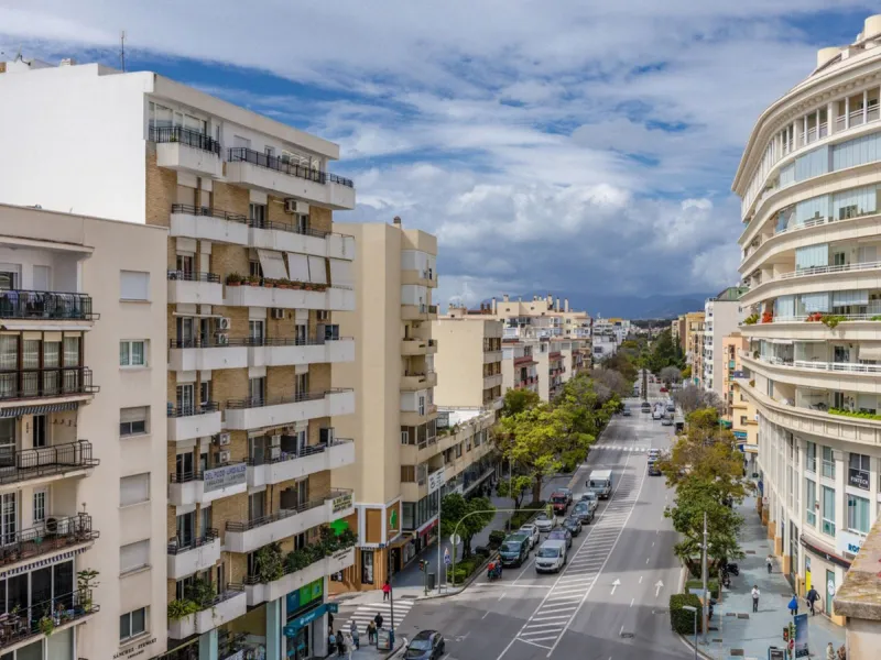 Middle Floor Apartment, Marbella, Costa del Sol.