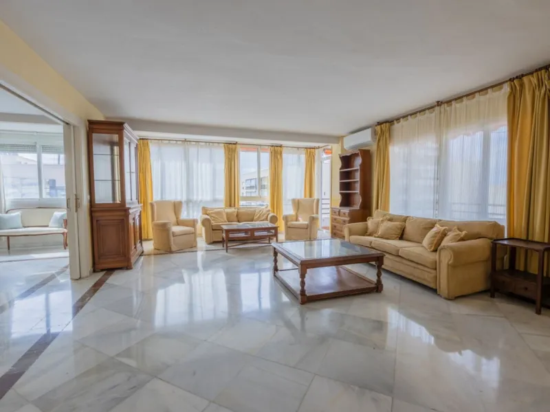 Middle Floor Apartment, Marbella, Costa del Sol.