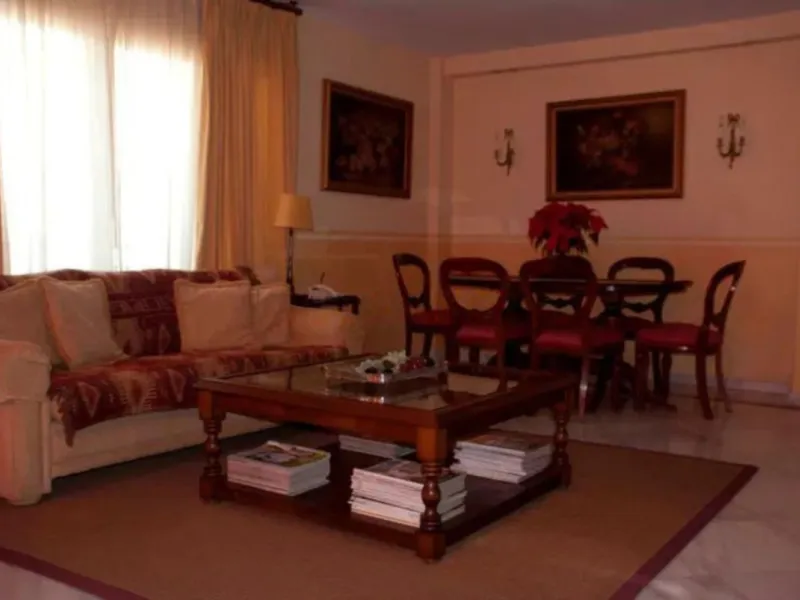 Middle Floor Apartment, Marbella, Costa del Sol.