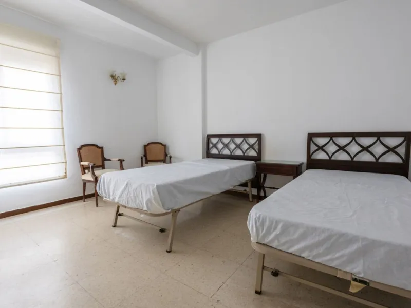 Middle Floor Apartment, Marbella, Costa del Sol.