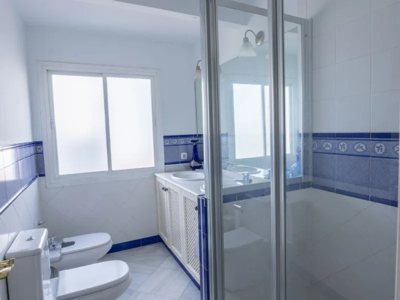 Middle Floor Apartment, Marbella, Costa del Sol.