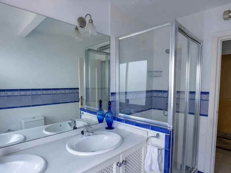 Middle Floor Apartment, Marbella, Costa del Sol.