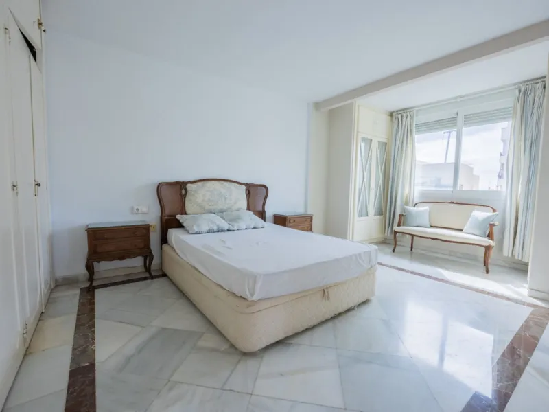 Middle Floor Apartment, Marbella, Costa del Sol.