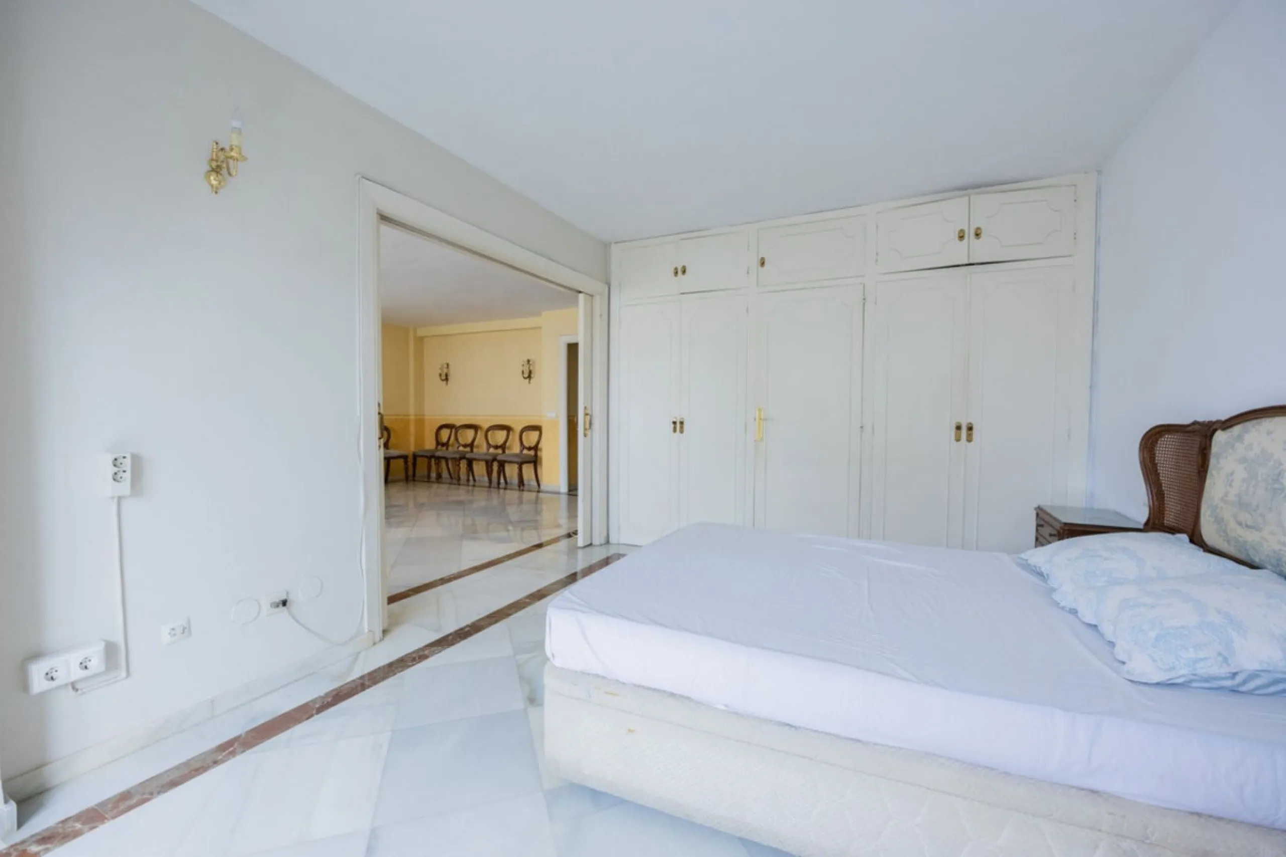 Middle Floor Apartment, Marbella, Costa del Sol.