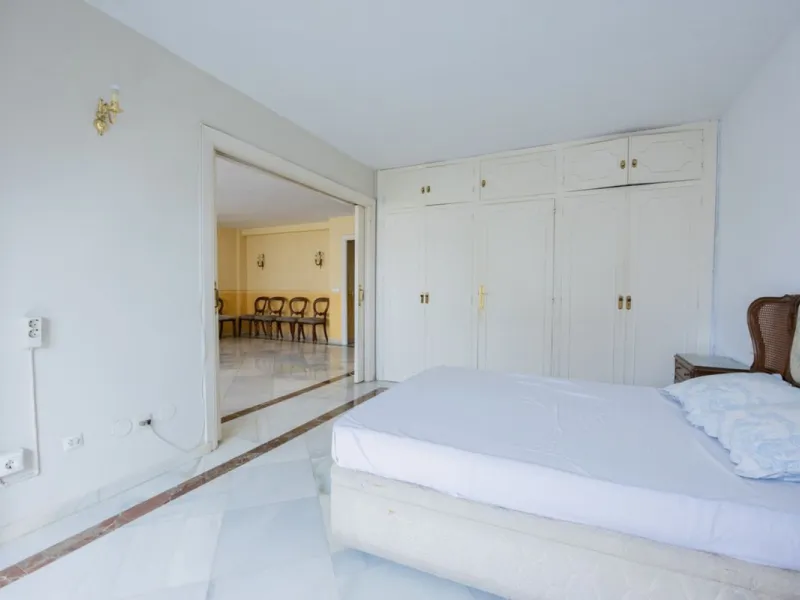 Middle Floor Apartment, Marbella, Costa del Sol.