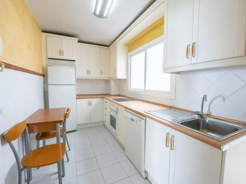 Middle Floor Apartment, Marbella, Costa del Sol.