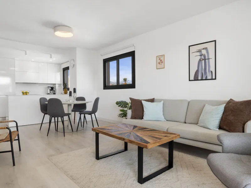 Apartment - Middle Floor Apartment в продаже в Mijas, Málaga. В доме 2 спален и 2 ванных комнат. Площадь дома 115 м²