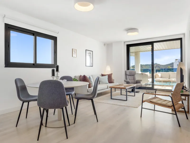 Apartment - Middle Floor Apartment в продаже в Mijas, Málaga. В доме 2 спален и 2 ванных комнат. Площадь дома 115 м²