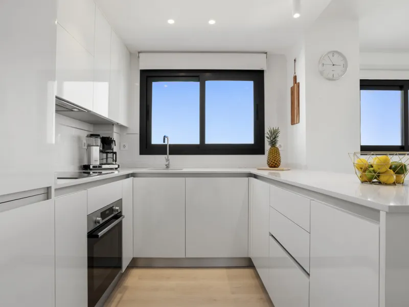 Apartment - Middle Floor Apartment в продаже в Mijas, Málaga. В доме 2 спален и 2 ванных комнат. Площадь дома 115 м²