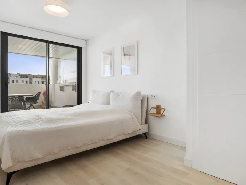 Apartment - Middle Floor Apartment в продаже в Mijas, Málaga. В доме 2 спален и 2 ванных комнат. Площадь дома 115 м²