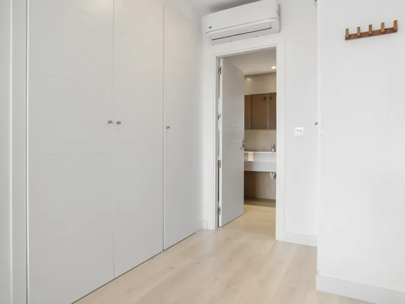 Apartment - Middle Floor Apartment в продаже в Mijas, Málaga. В доме 2 спален и 2 ванных комнат. Площадь дома 115 м²