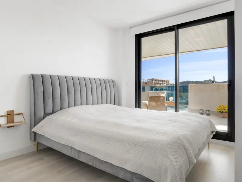 Apartment - Middle Floor Apartment в продаже в Mijas, Málaga. В доме 2 спален и 2 ванных комнат. Площадь дома 115 м²