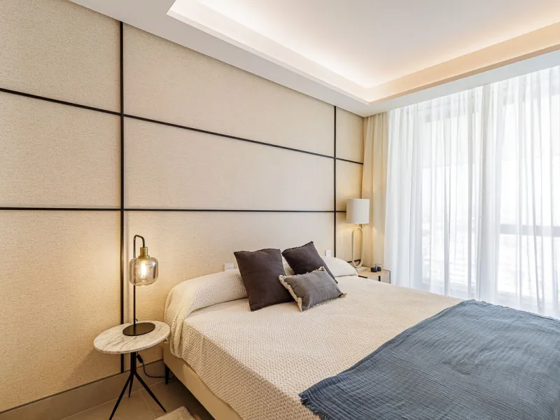 This brand new apartment is located on the 15th floor of the emblematic Málaga Towers, recently finished.