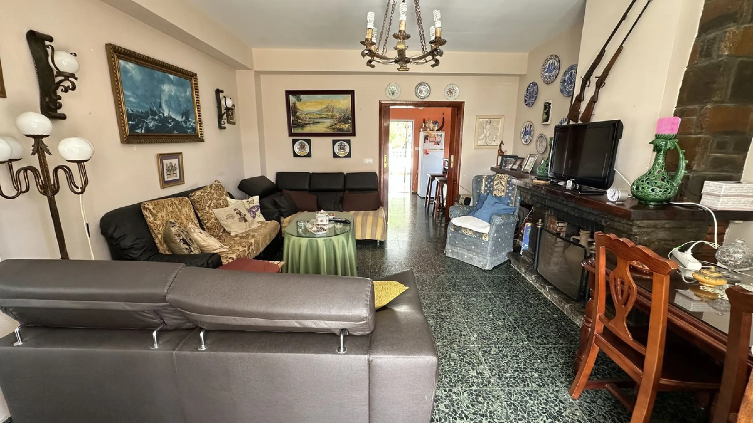 House - Detached Villa в продаже в Rincón de la Victoria, Málaga. В доме 4 спален и 2 ванных комнат. Площадь дома 182 м². Площадь участка 750 м²