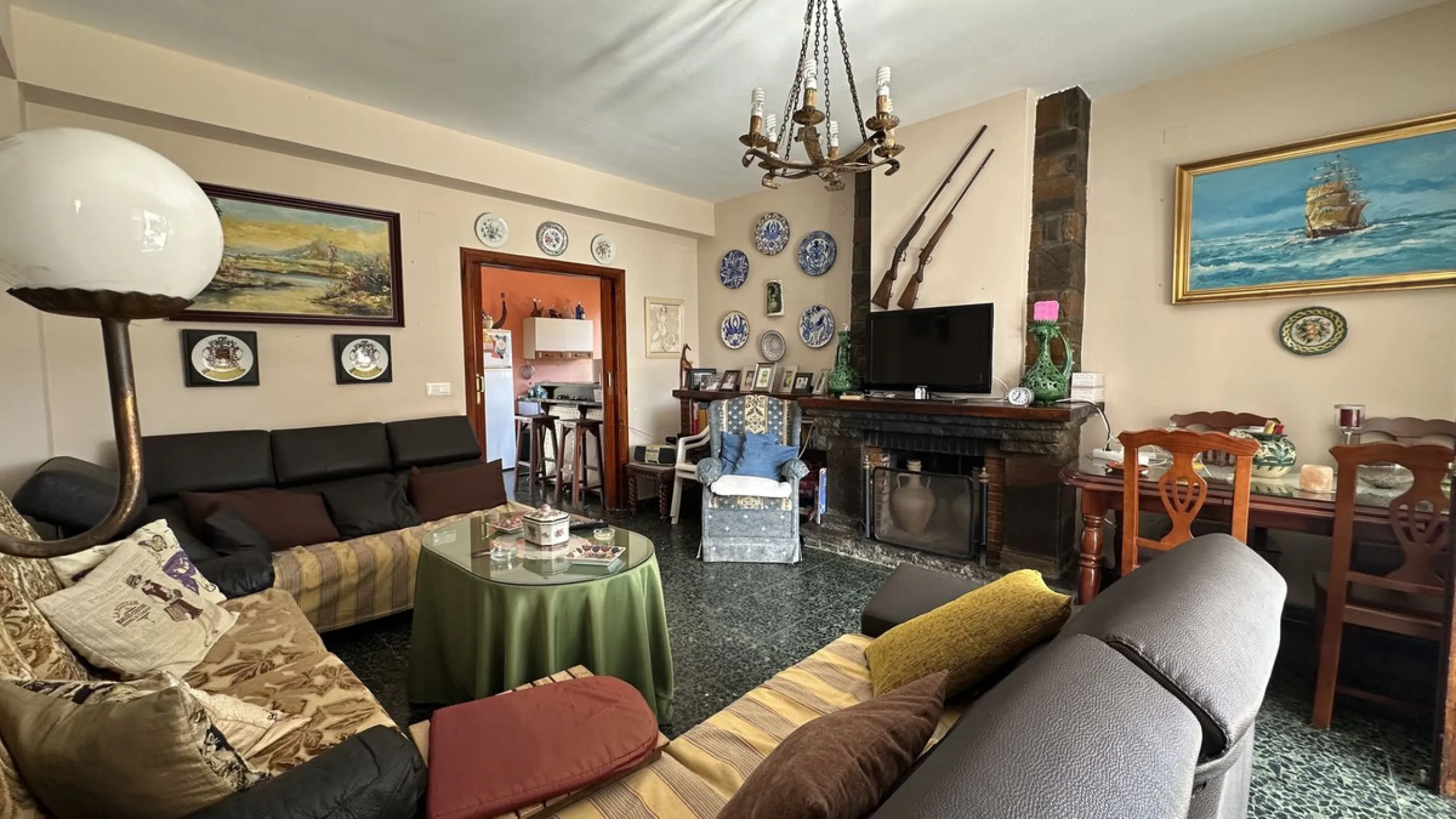 House - Detached Villa в продаже в Rincón de la Victoria, Málaga. В доме 4 спален и 2 ванных комнат. Площадь дома 182 м². Площадь участка 750 м²