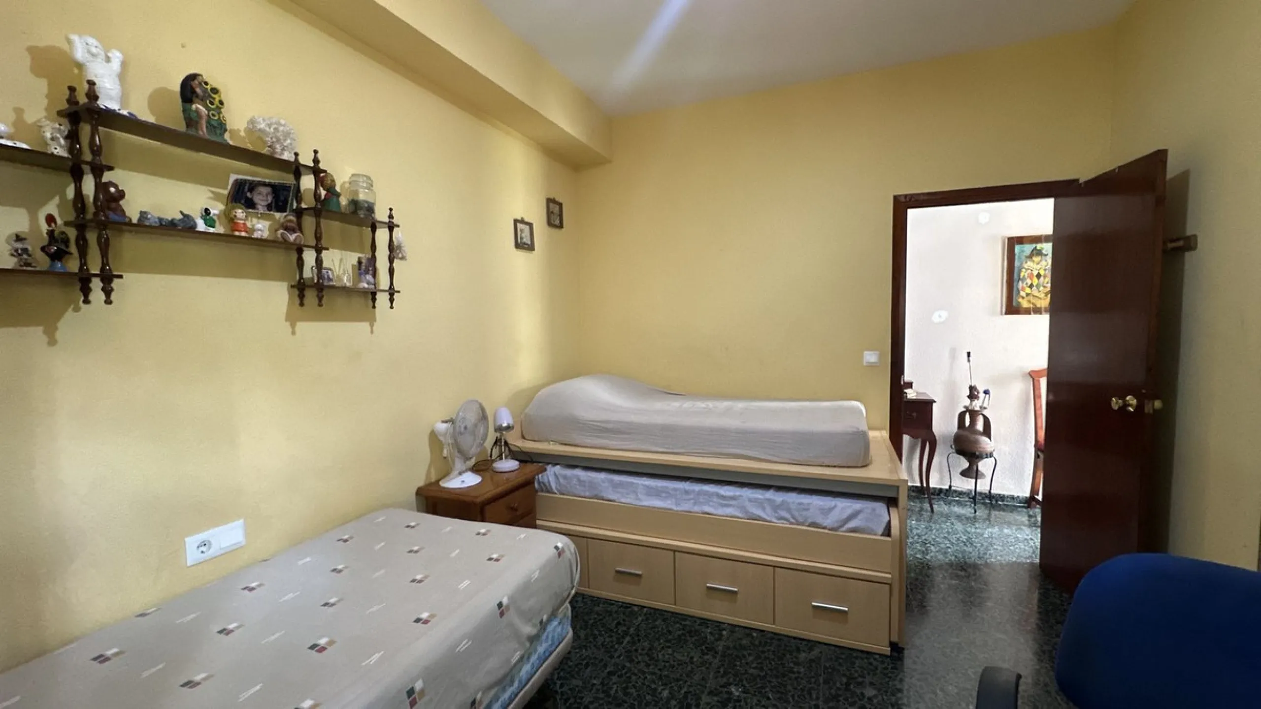 House - Detached Villa в продаже в Rincón de la Victoria, Málaga. В доме 4 спален и 2 ванных комнат. Площадь дома 182 м². Площадь участка 750 м²