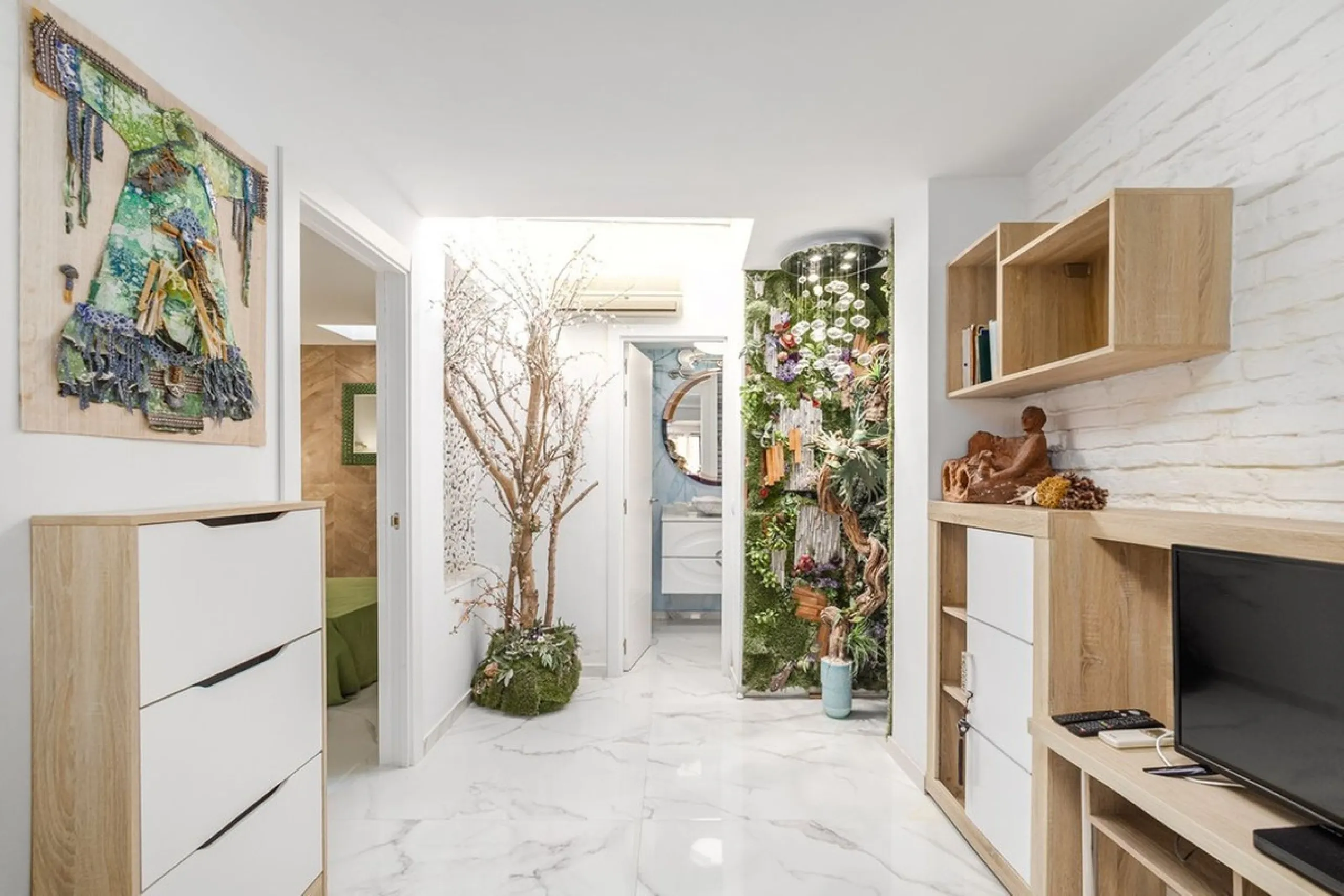 House - Townhouse в продаже в Málaga, Málaga. В доме 3 спален и 2 ванных комнат. Площадь дома 80 м²