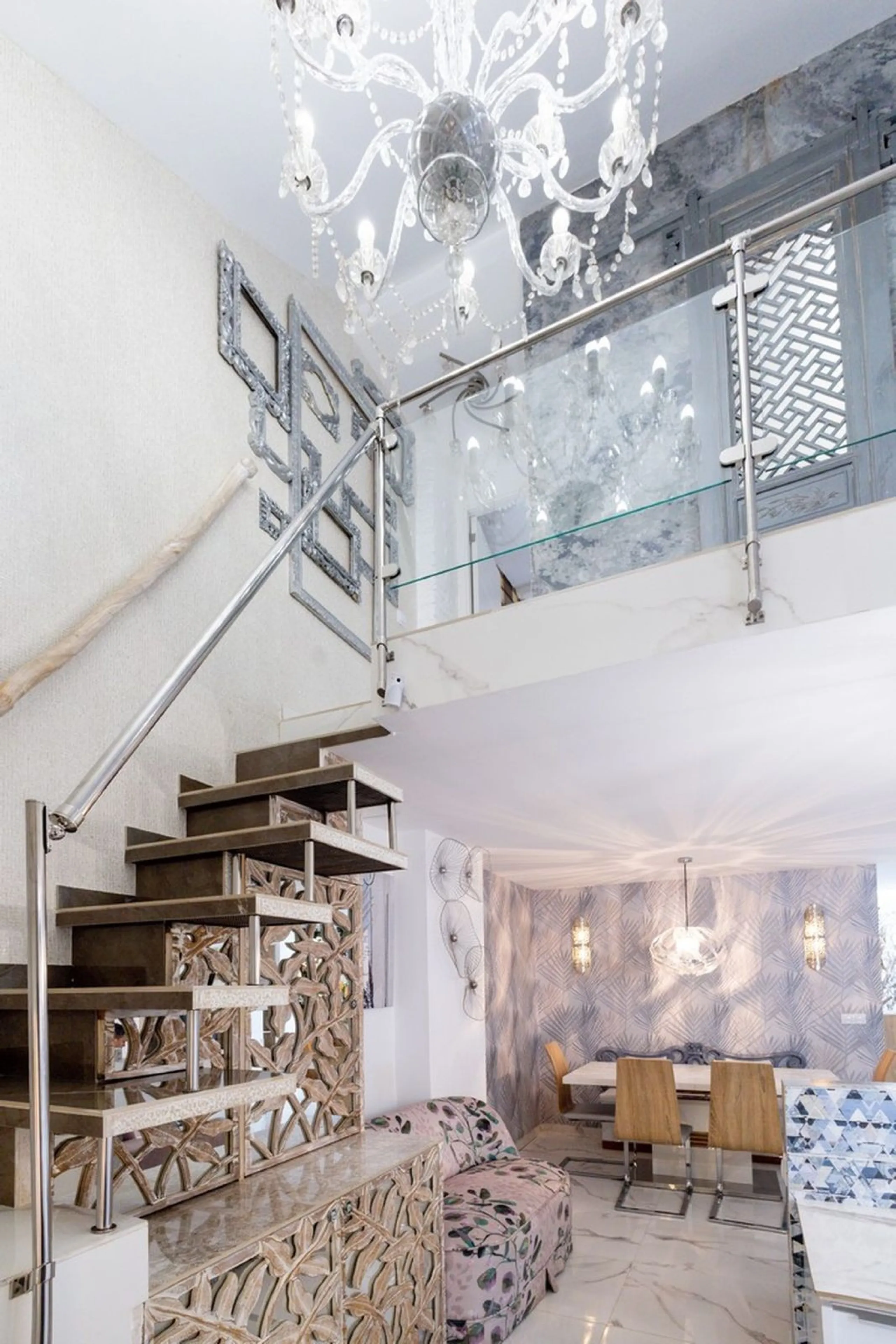 House - Townhouse в продаже в Málaga, Málaga. В доме 3 спален и 2 ванных комнат. Площадь дома 80 м²